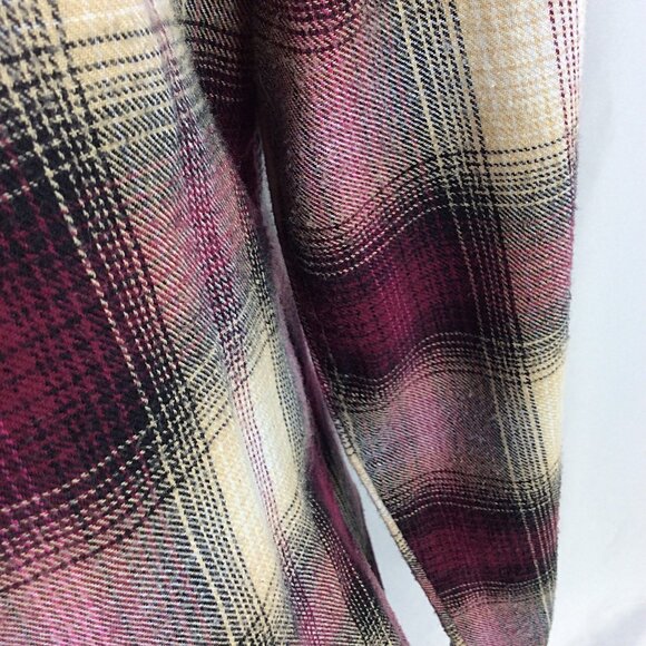 BTC Bay Trading Co Plaid Flannel Shirt Women Size Medium Long Sleeve Button Down - Picture 8 of 9